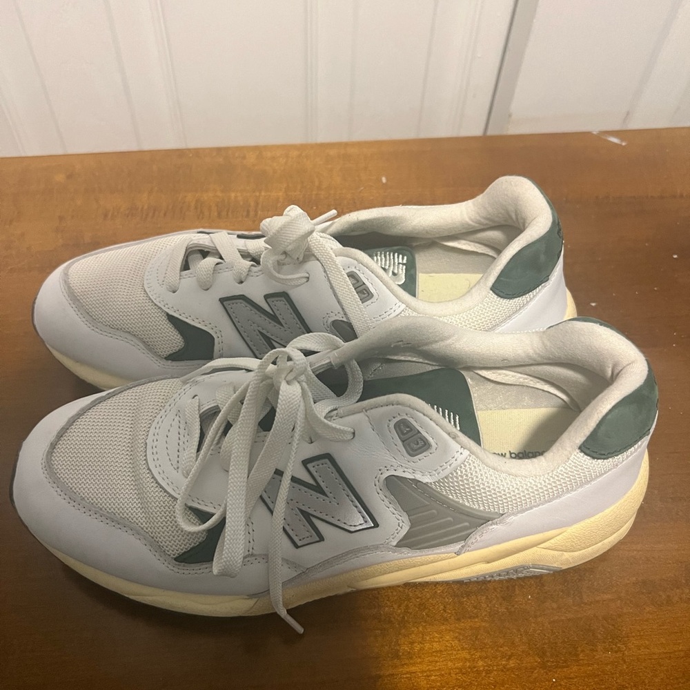 New Balance 580 Sneakers Shoes Green/White/Silver